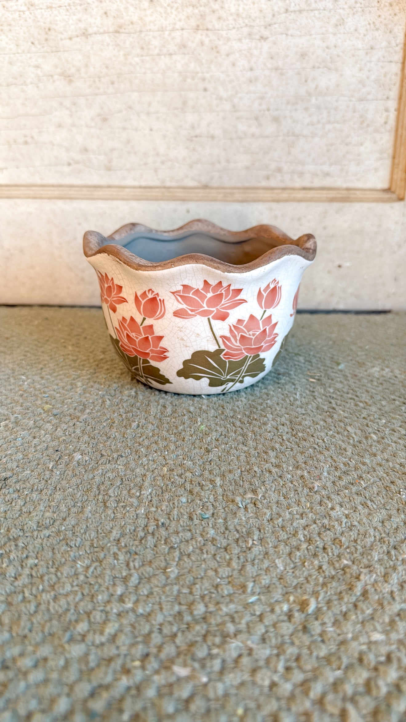 Vintage Floral Flowerpot
