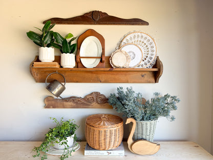Round Basket w/ Lid