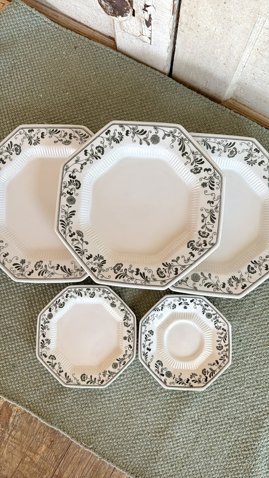 Set of 5 Black Floral Ironstone Plates