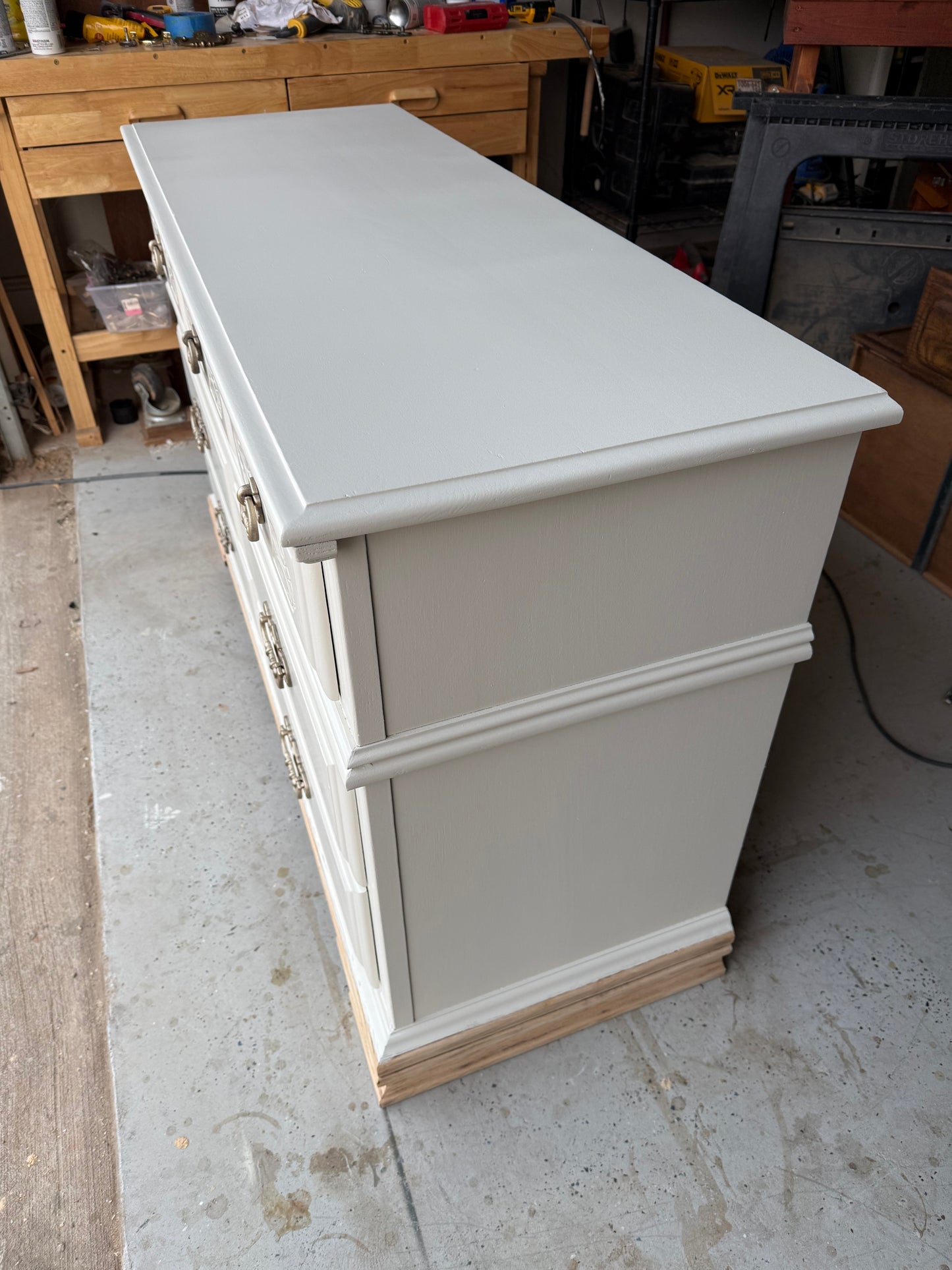 7-Drawer Cream Bleached Trim Dresser