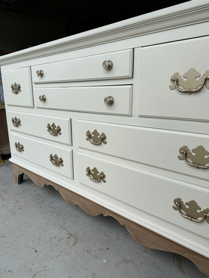 8-Drawer Bleached Trim Dresser