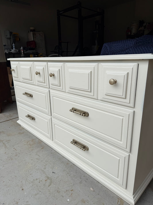 6-Drawer White Dresser