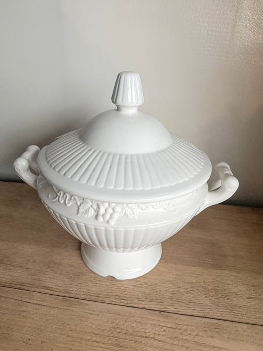 Tureen w/o Ladel