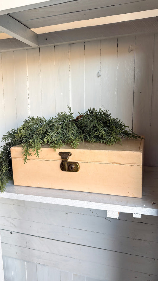 Vtg. Jewelry Box Case