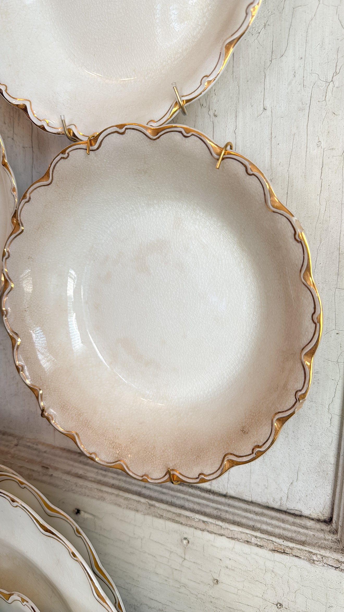 Gold Scalloped Edge Ironstone 7.5" Bowl