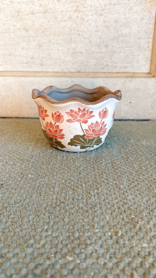 Vintage Floral Flowerpot