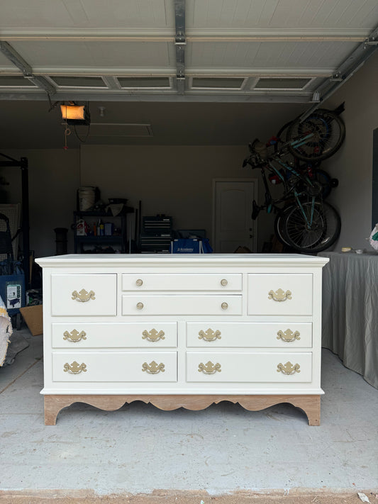 8-Drawer Bleached Trim Dresser