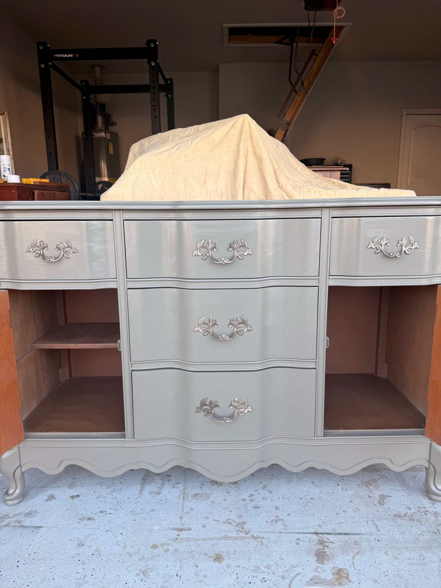Solid Wood Sage Buffett