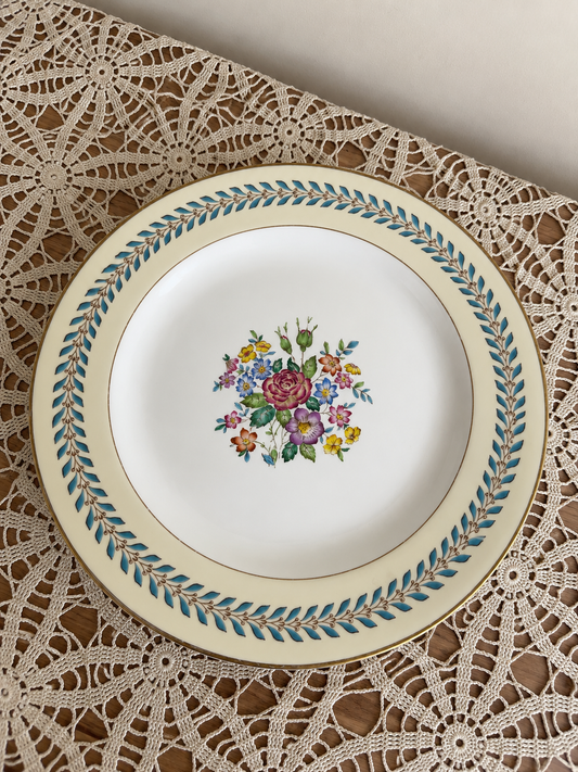 13.5” Wedgwood Plate
