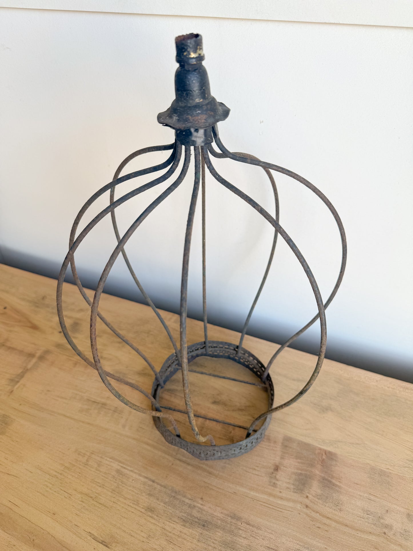 15” Tall Crown Shaped Topiary Cloche