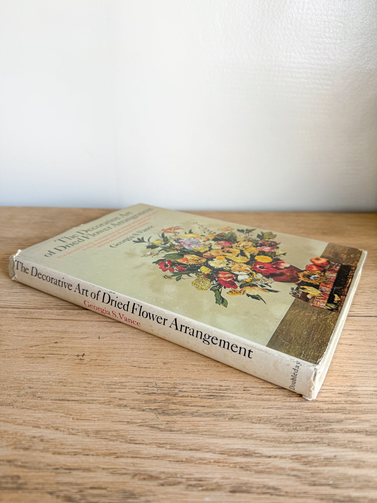 Dried Flower Arrangement Book