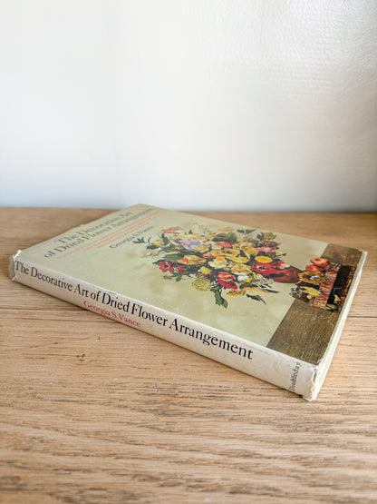 Dried Flower Arrangement Book
