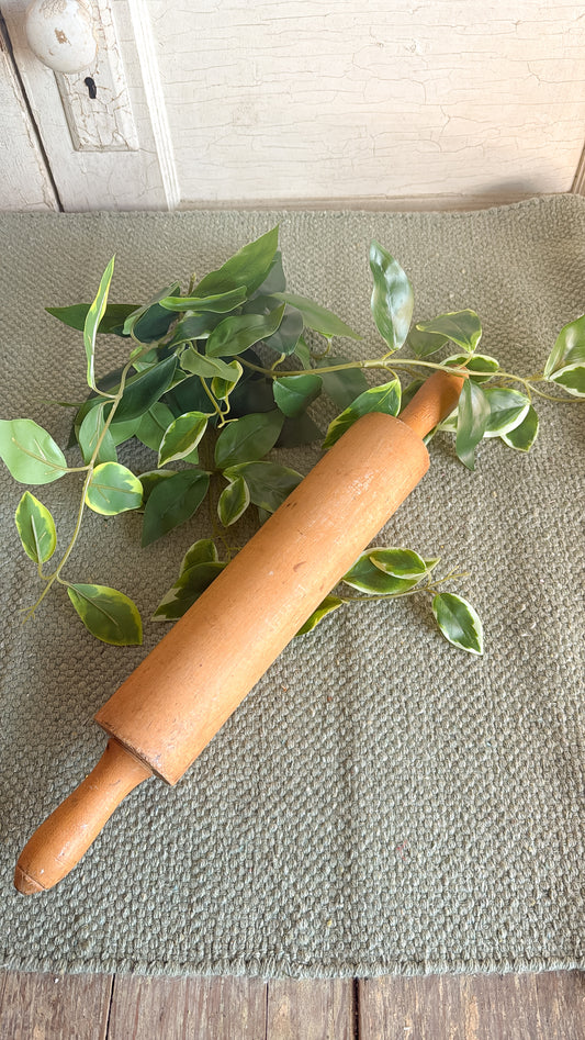 18" Vintage Rolling Pin