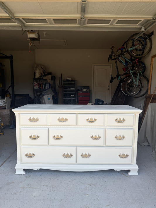 White 7-Drawer Dresser