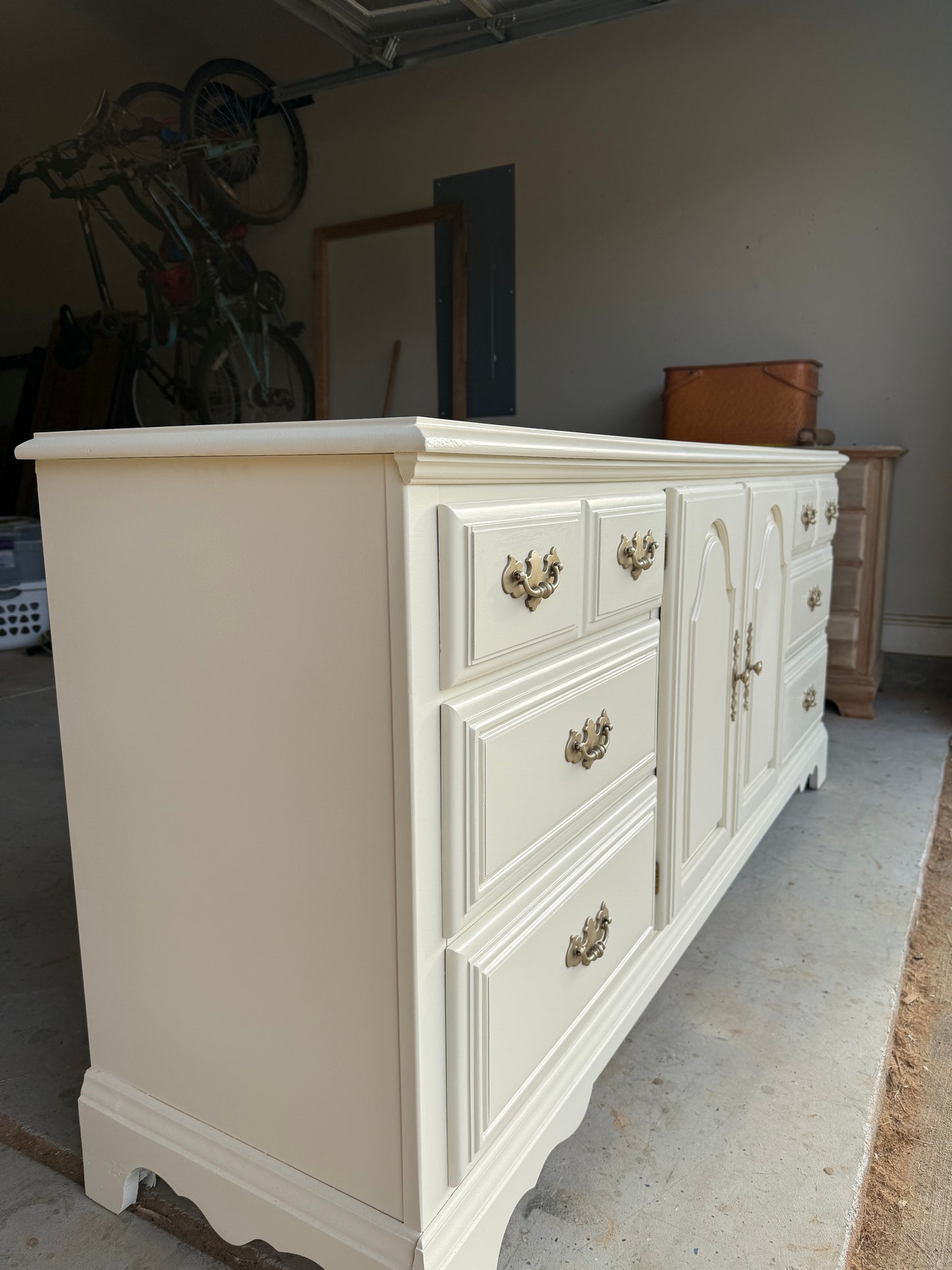 9-Drawer White Dresser