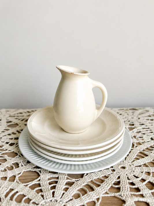 4.5” Tall ‘USA’ Creamer