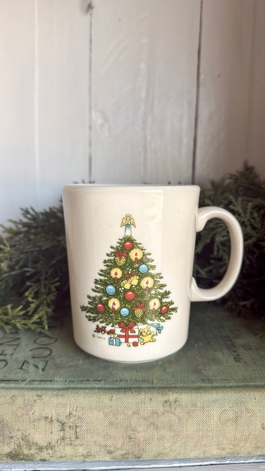‘USA’ Christmas Tree Mug