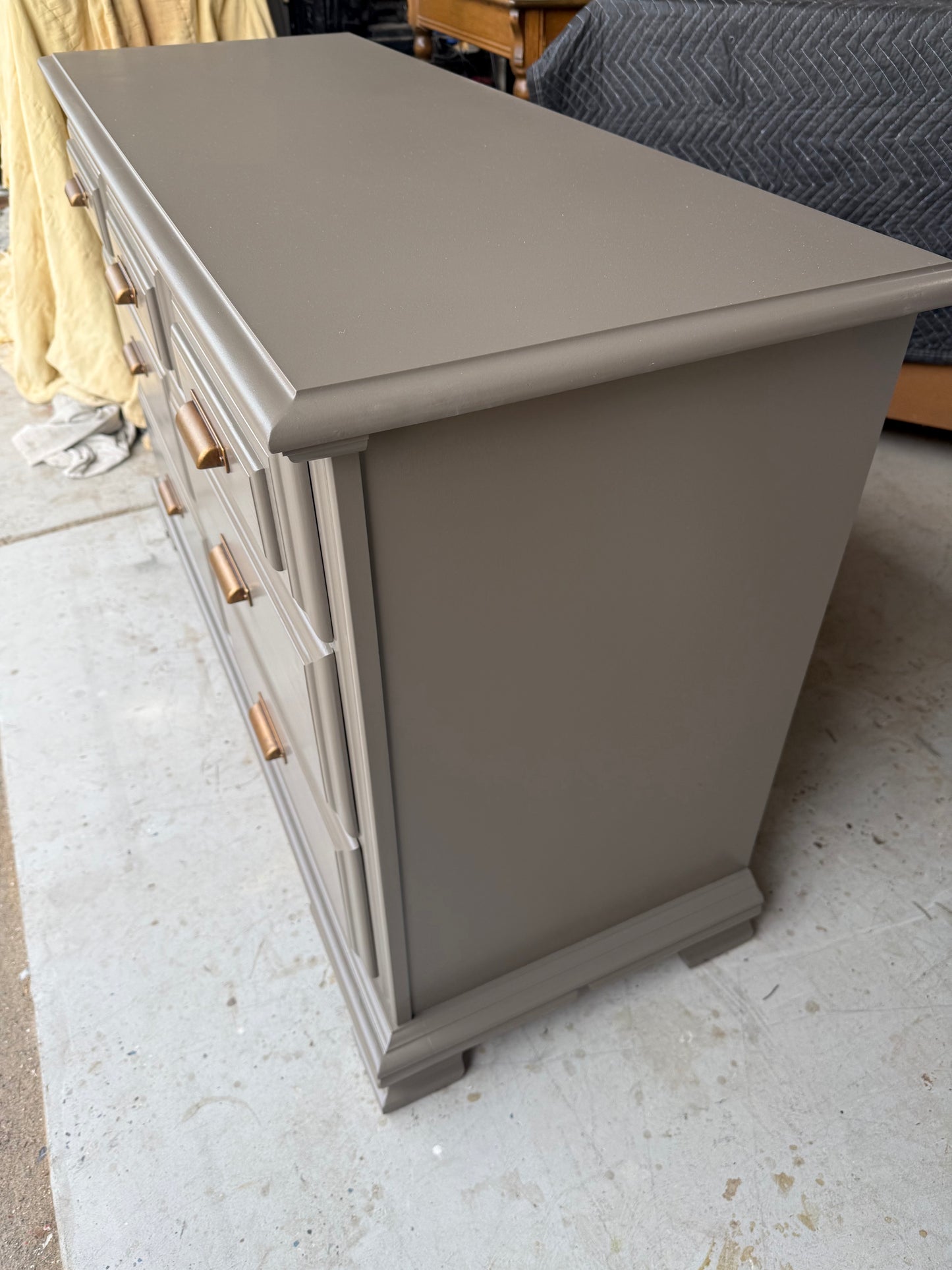 7-Drawer Earthy/Brown Dresser