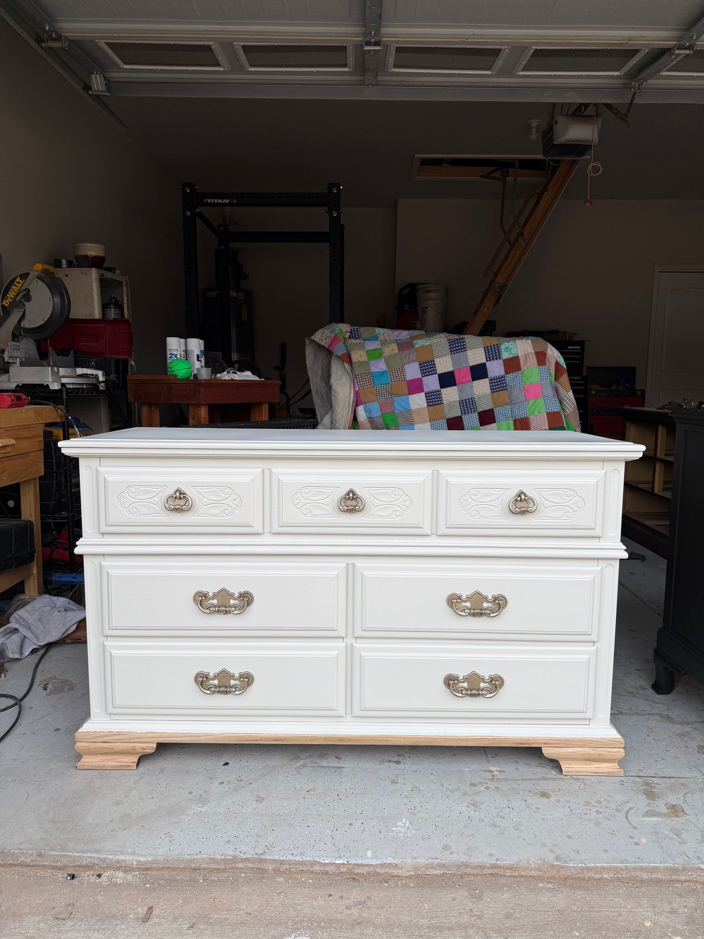7-Drawer Cream Bleached Trim Dresser
