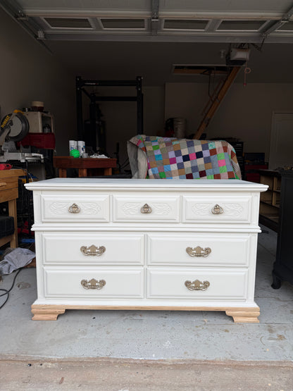 7-Drawer Cream Bleached Trim Dresser