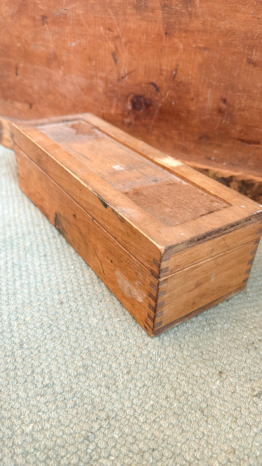 Antique Wooden Lid Box