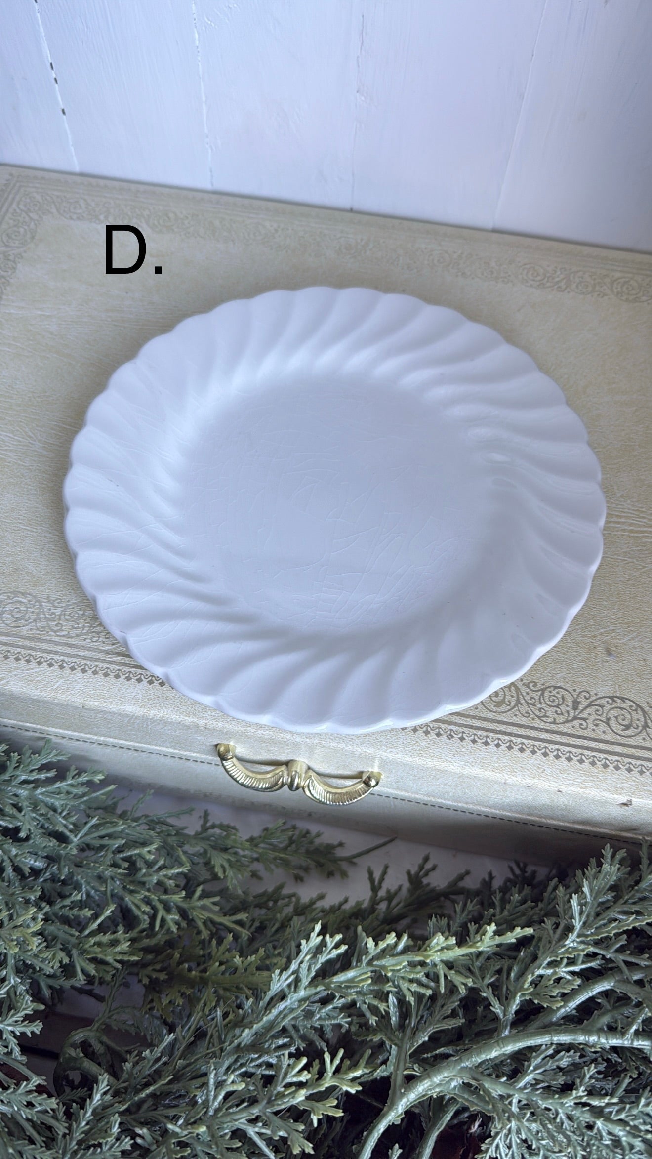 6.25” Ironstone ‘Swirl’ Plate