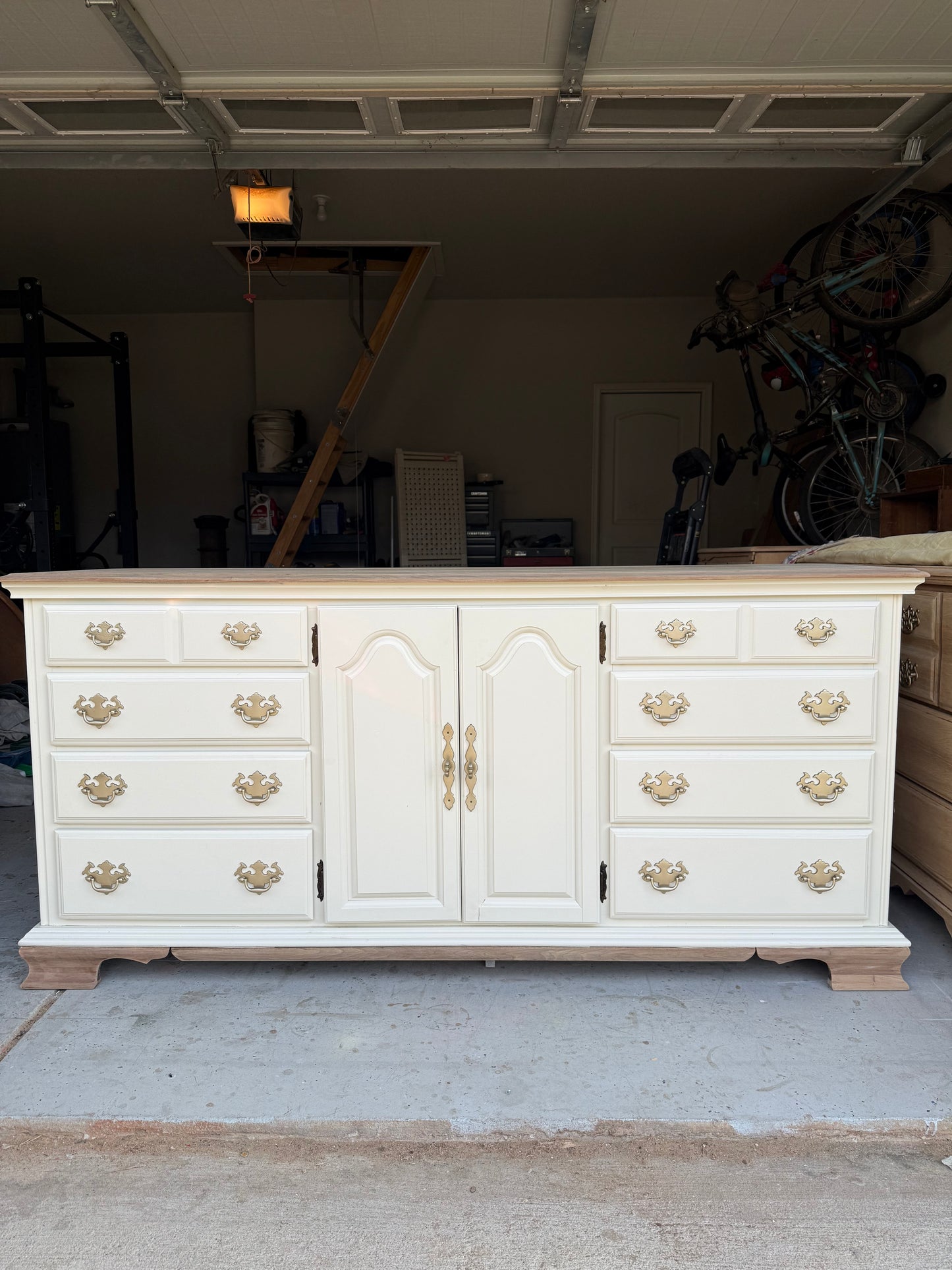 12-Drawer Bleach and White Dresser