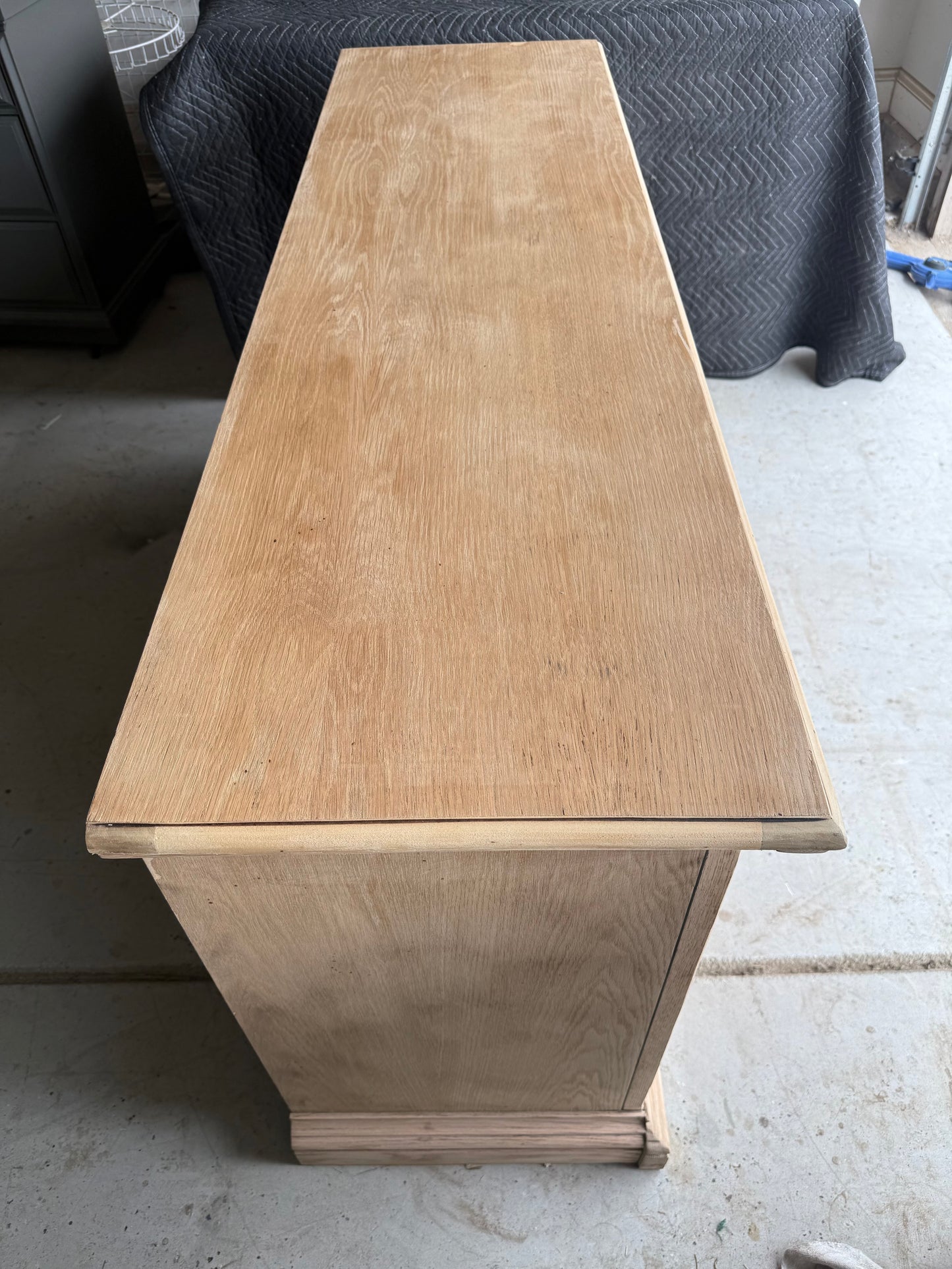 Bleached 8-Drawer Dresser