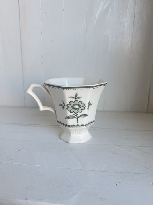 Floral Octagonal Tea Cup