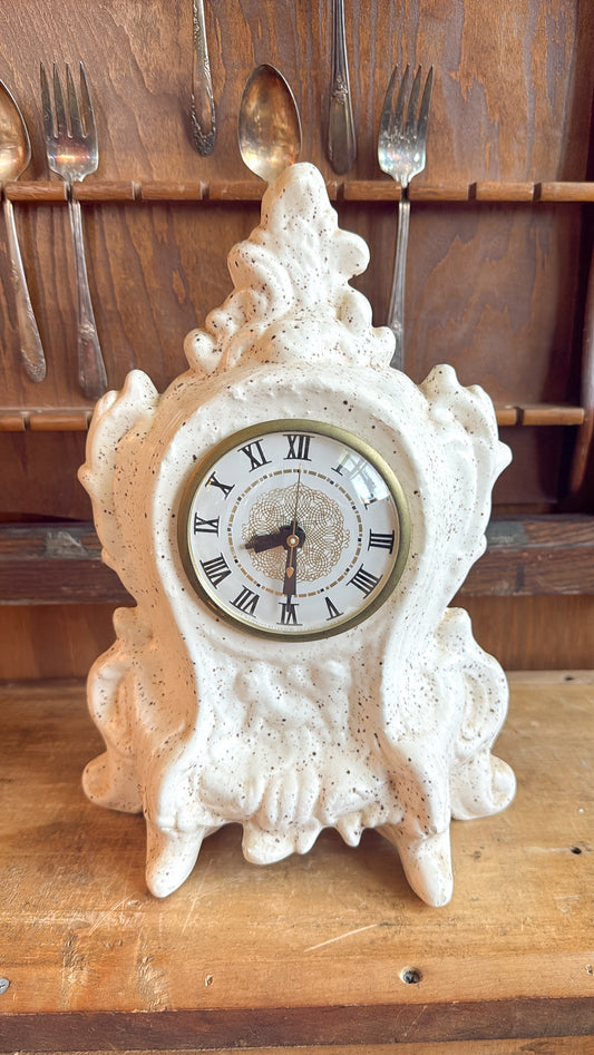 Vintage Ornate Clock (works!)