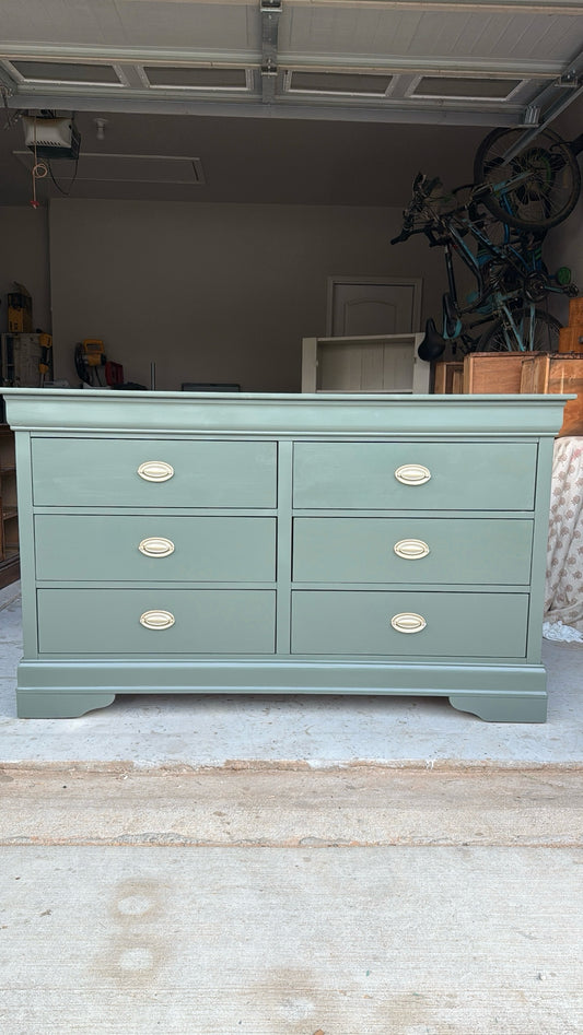 Green 6-Drawer Dresser