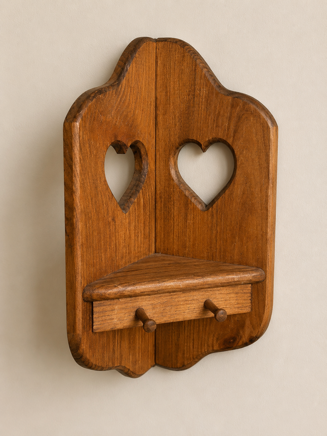 Wooden Heart Carved Corner Shelf