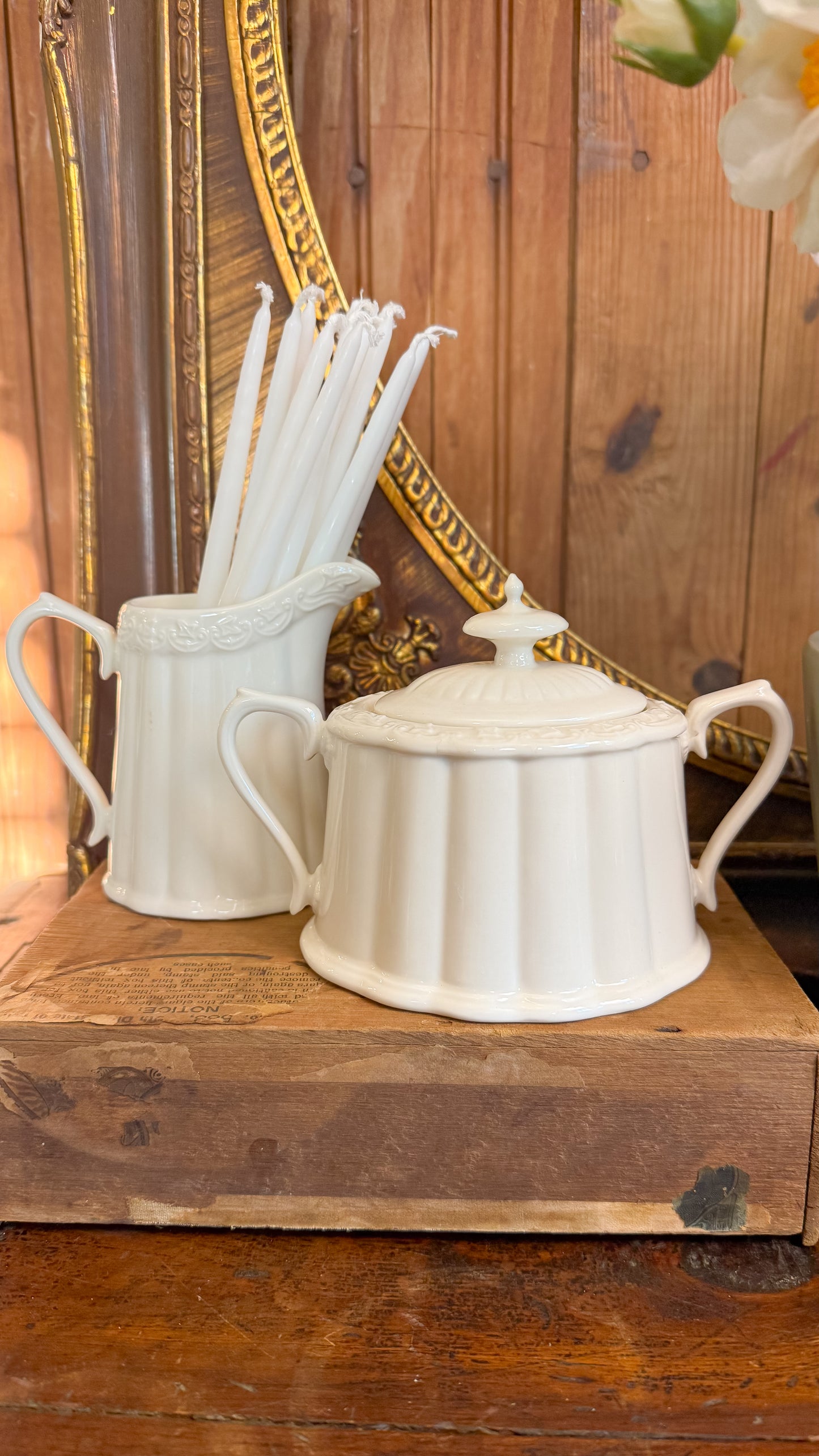 Creamer + Sugar Ornate Detail Set