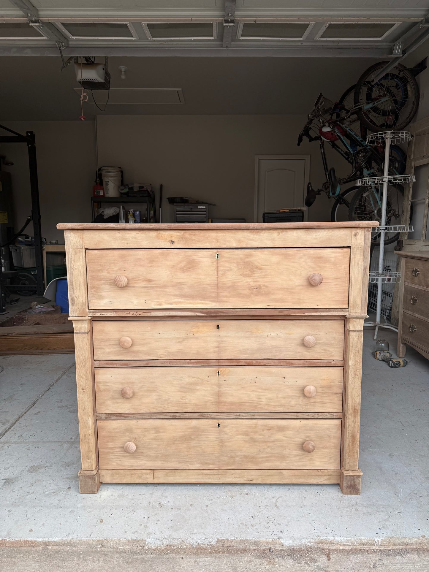 Bleached 4-Drawer Dresser