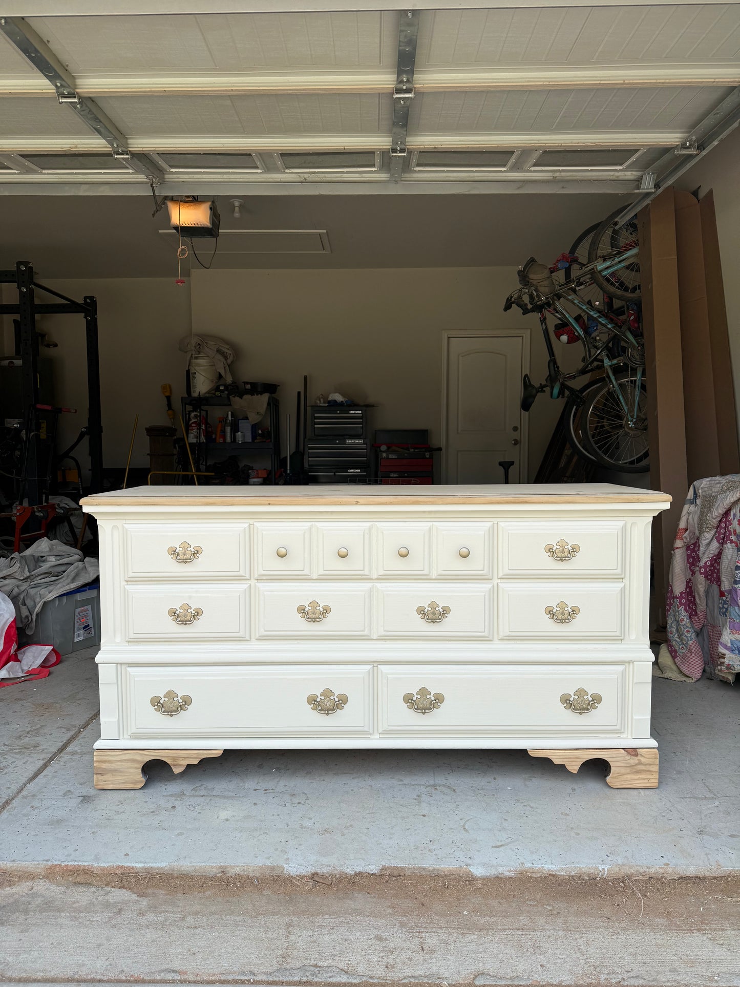 8 Drawer Dresser
